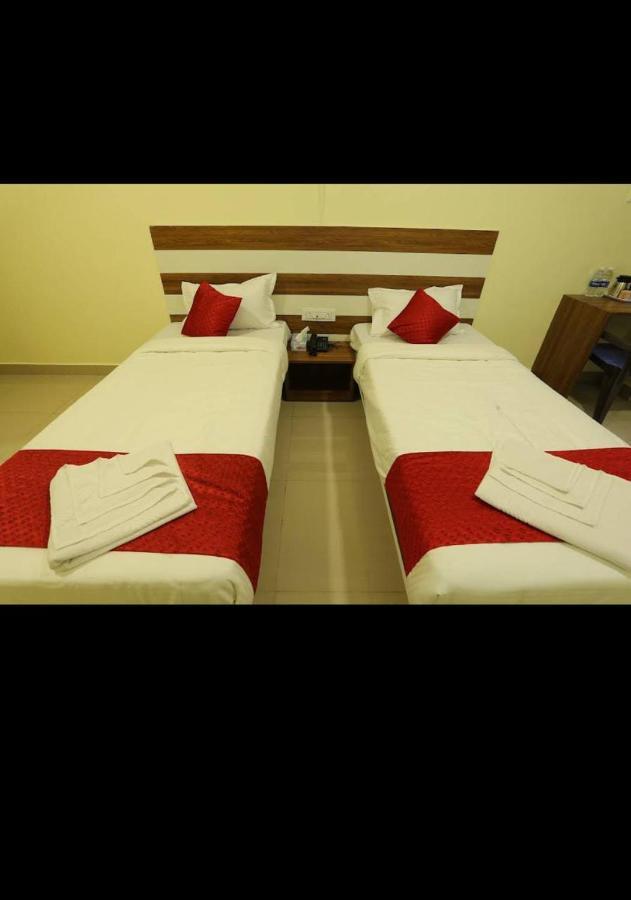 Shrinidhi Residency Pune Hotel Екстериор снимка